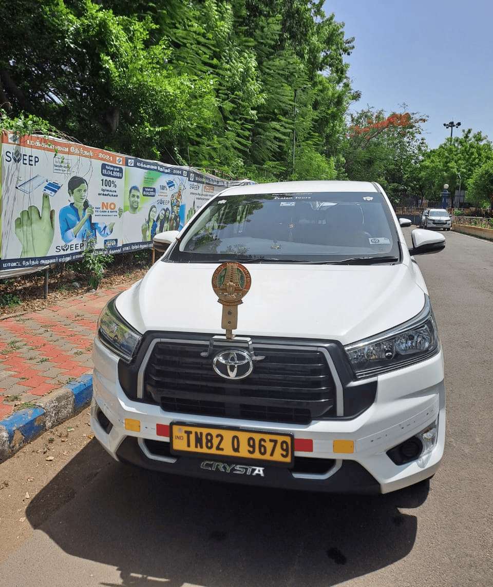 Prajan Tours vehicles and travel services
